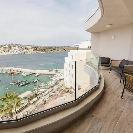 Apartment Seabreeze Flat 3 By Homely Malta! *