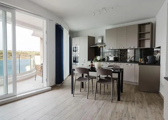 Seabreeze Flat 3 By Homely Malta! Lägenhet *