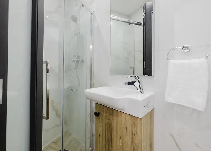 Seabreeze Flat 3 By Homely Malta! Σεντ Πόλς Μπέι