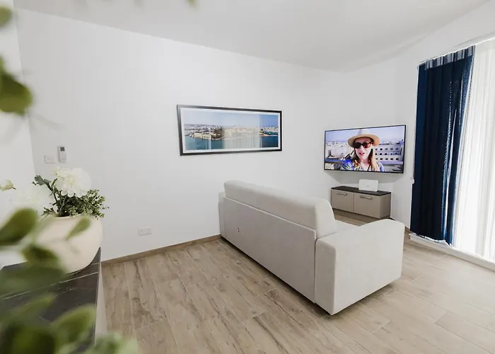 Seabreeze Flat 3 By Homely Malta! St. Paul's Bay